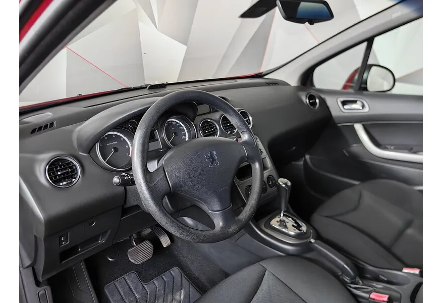 Peugeot 308 1.6 VTi AT (120 л.с.) Красный в АВИЛОН. Слайд №17