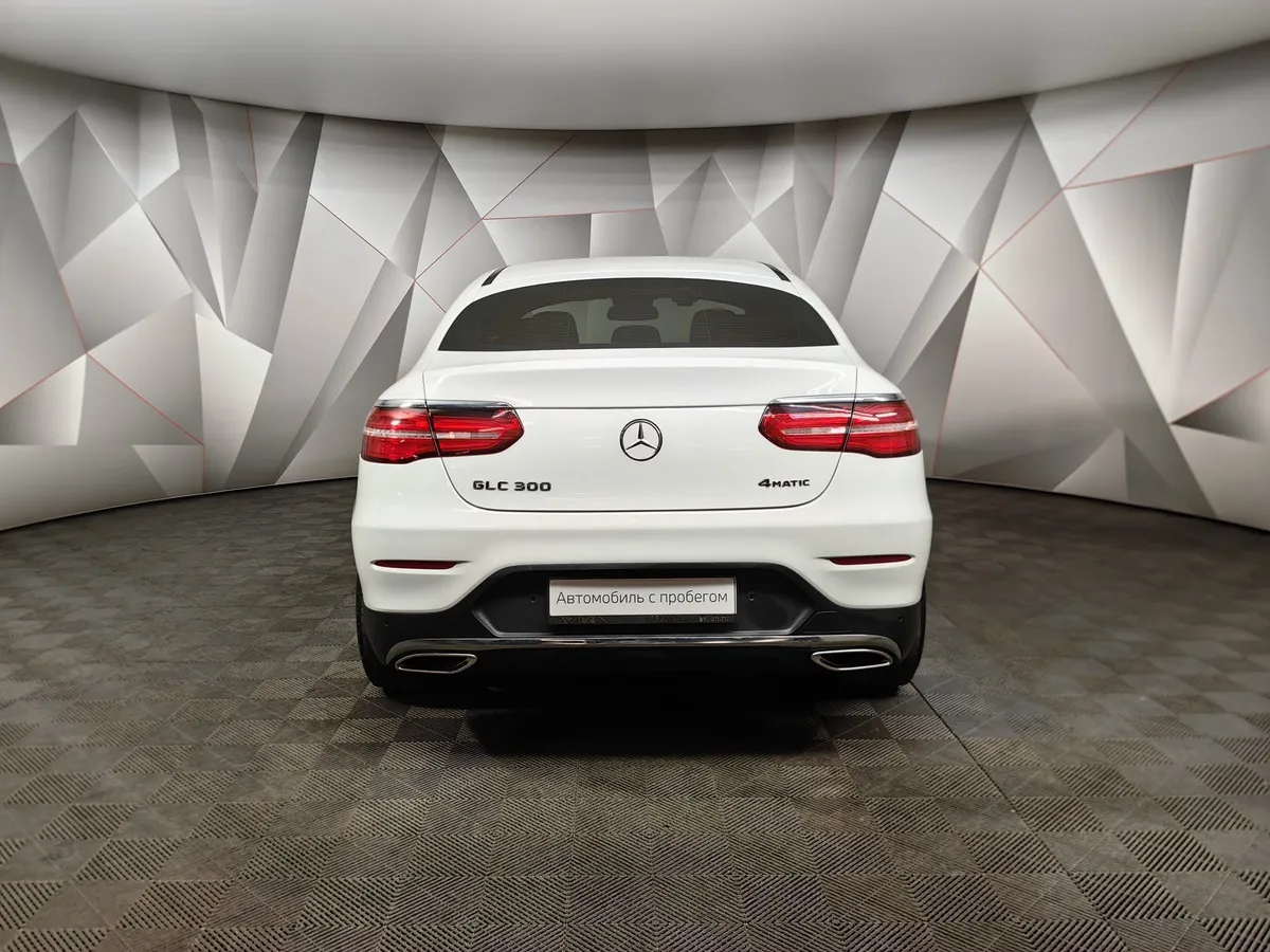 Mercedes-Benz GLC Купе 300 9G-TRONIC 4MATIC (245 л.с.) Sport Белый в АВИЛОН. Слайд №8