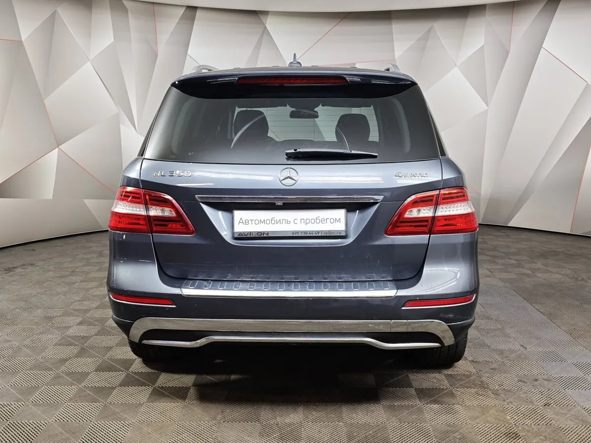 Mercedes-Benz M-Класс ML 350 BlueEfficiency 7G-Tronic Plus 4Matic (306 л.с.) Серый в АВИЛОН. Слайд №8