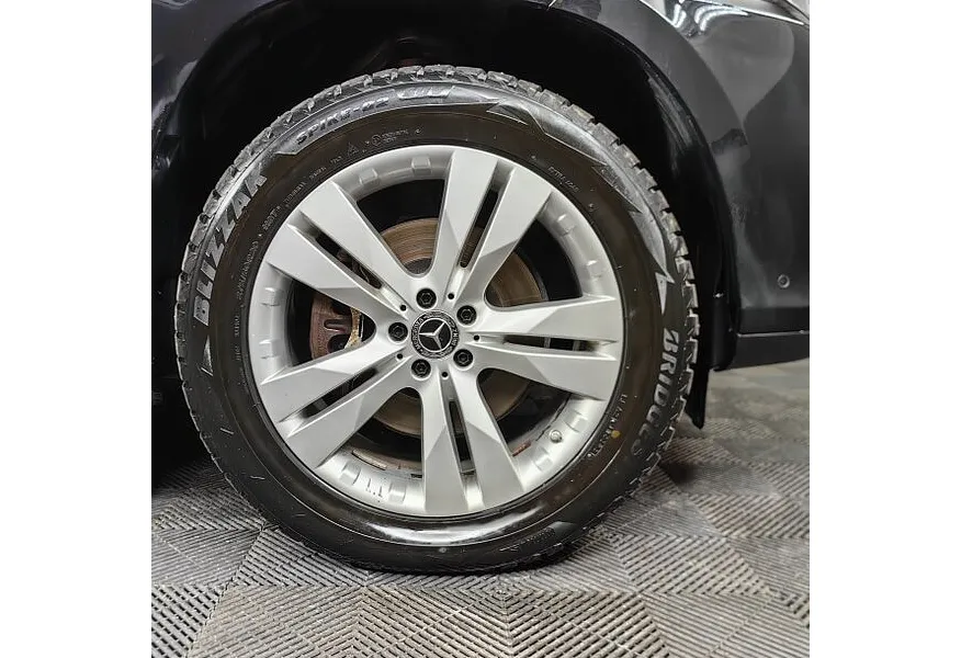 Mercedes-Benz GLS 350 d 4MATIC 9G-TRONIC (249 л.с.) Особая серия Черный в АВИЛОН. Слайд №9