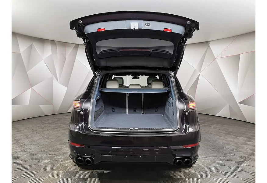 Porsche Cayenne Turbo 4.0 Tiptronic AWD (550 л.с.) Черный в АВИЛОН. Слайд №12