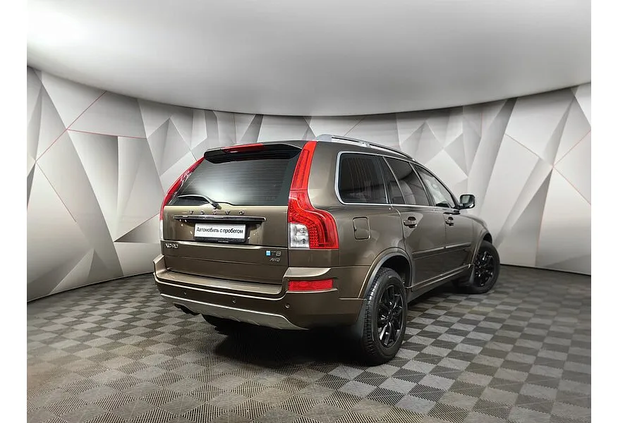 Volvo XC90 2.5 T5 Geartronic AWD (5 мест) (210 л.с.) Серый в АВИЛОН. Слайд №8