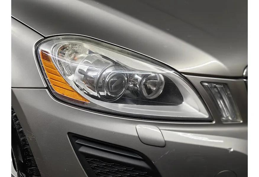 Volvo XC60 2.4 D Geartronic AWD (163 л.с.) Бежевый в АВИЛОН. Слайд №10