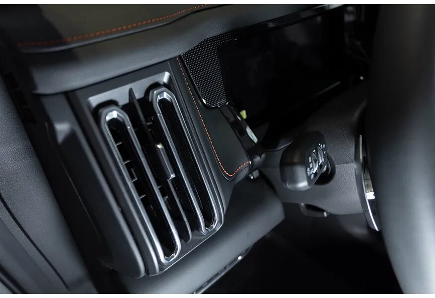 JETOUR T1 2.0T AT 4WD (245 л.с.) Comfort Белый в АВИЛОН. Слайд №11