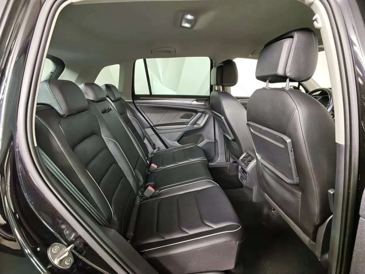 Volkswagen Tiguan 2.0 TSI 4Motion AT (180 л.с.) Exclusive Черный в АВИЛОН. Слайд №16