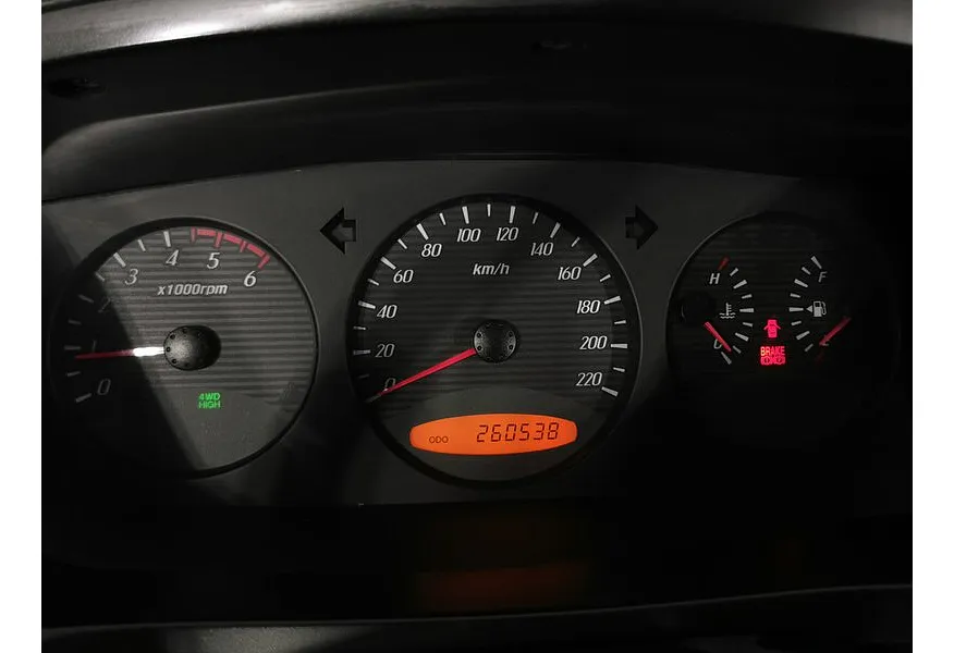 SsangYong Kyron 2.0 Xdi MT 4WD (141 л.с.) Серый в АВИЛОН. Слайд №17