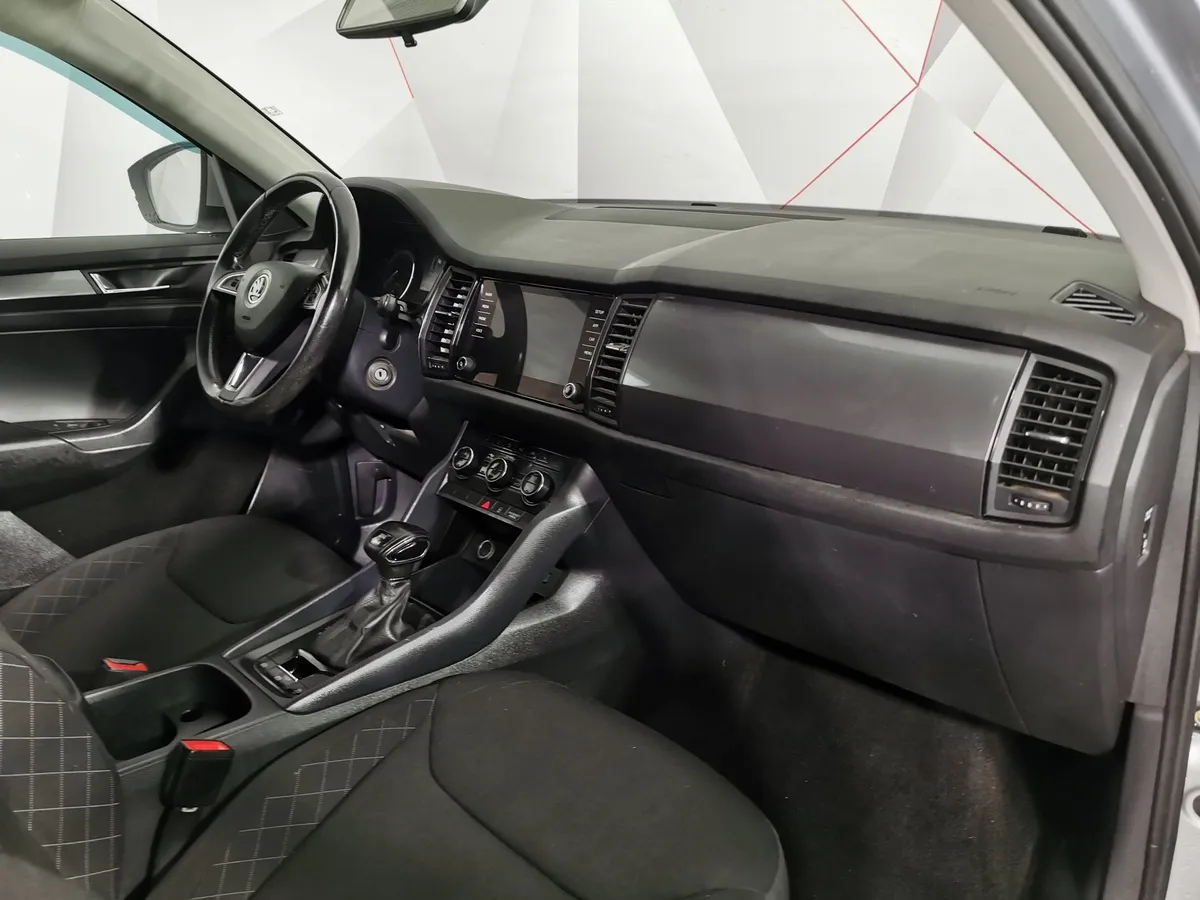 Skoda Kodiaq 1.4 TSI DSG 4X4 (150 л.с.) Серый в АВИЛОН. Слайд №11