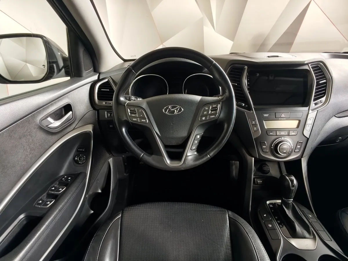 Hyundai Santa Fe 2.2 CRDi MT (197 л.с.) Коричневый в АВИЛОН. Слайд №20