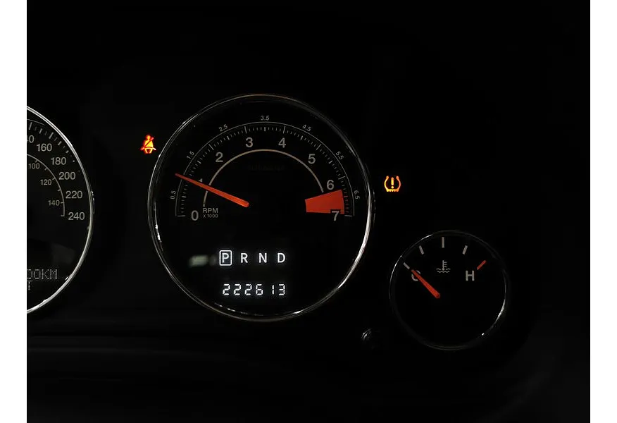 Jeep Compass 2.4 4x4 AT (150 л.с.) Limited Черный в АВИЛОН. Слайд №17