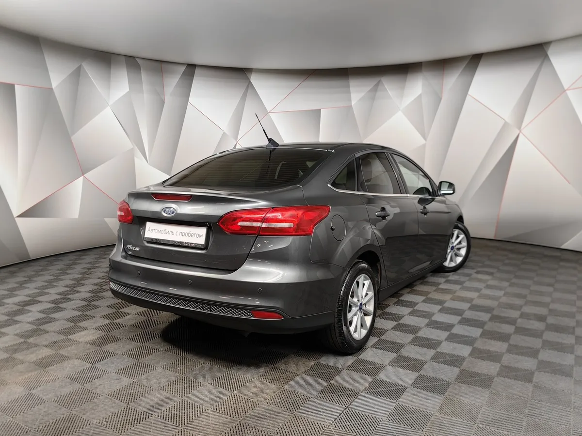 Ford Focus 1.6 PowerShift (125 л.с.) Titanium Серый в АВИЛОН. Слайд №2