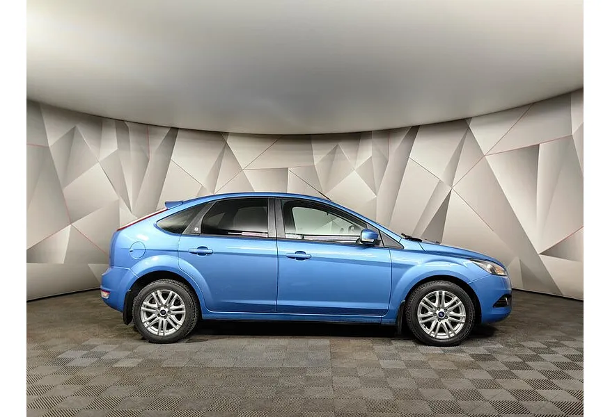 Ford Focus 1.8 MT (125 л.с.) Ghia Синий в АВИЛОН. Слайд №6