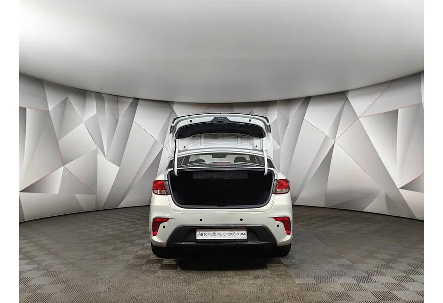 Kia Rio 1.6 AT (123 л.с.) Comfort Бежевый в АВИЛОН. Слайд №12
