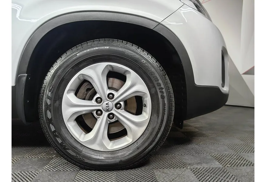АВИЛОН - Kia Sorento 2.2 CRDi AT AWD (200 л.с.) Luxe Серебристый - slide 19