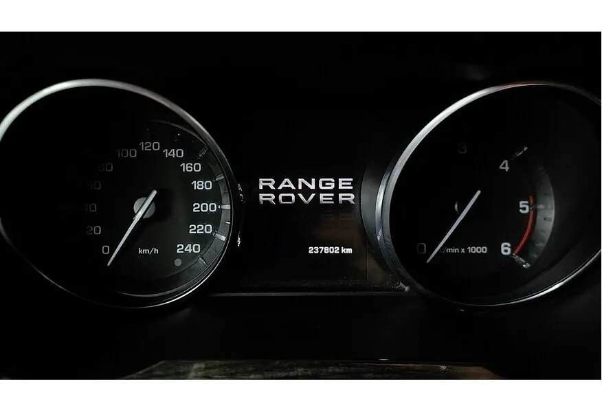 Land Rover Range Rover Evoque 2.2 TD4 9AT (150 л.с.) HSE Серый в АВИЛОН. Слайд №17