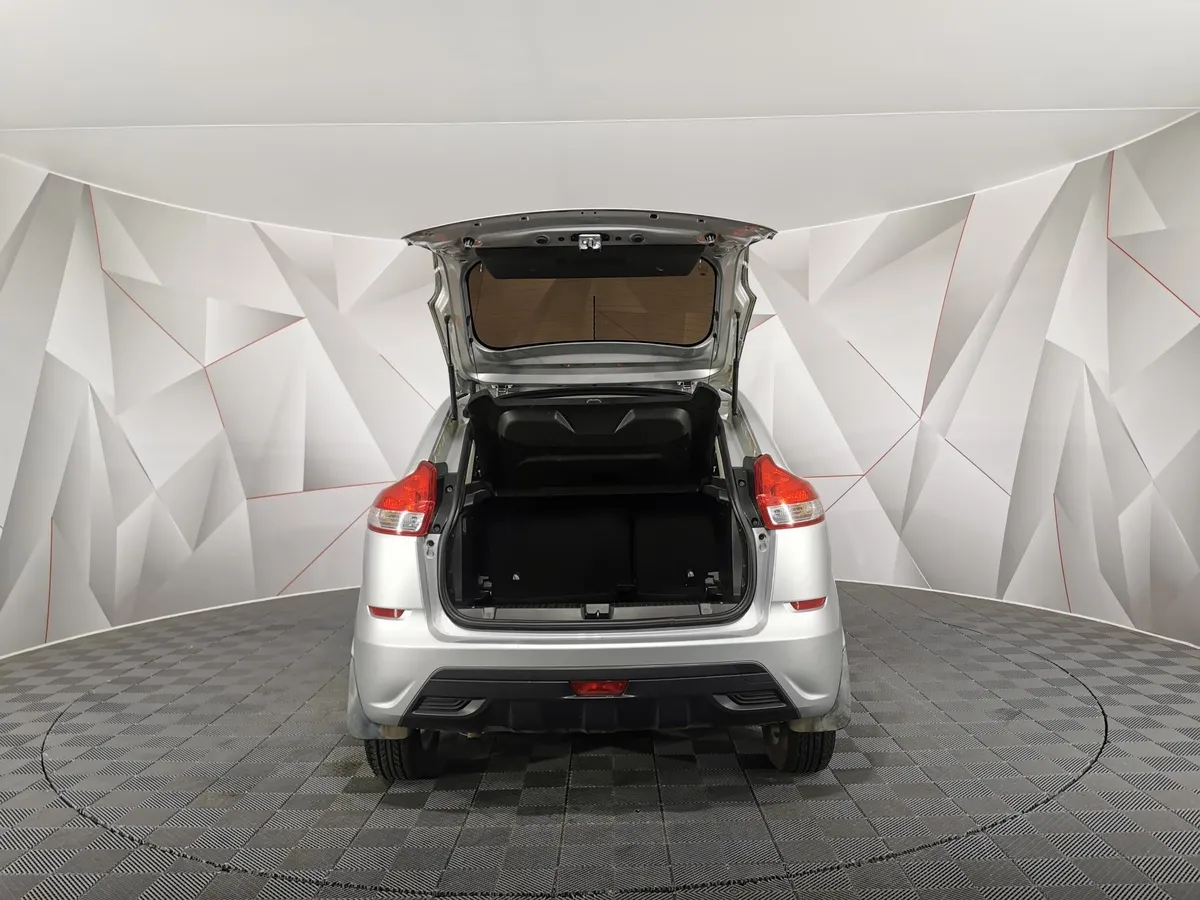 ВАЗ (Lada) XRAY 1.6 MT (106 л.с.) Серебристый в АВИЛОН. Слайд №11