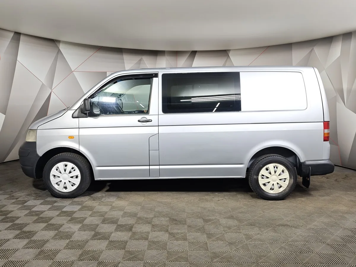 Volkswagen Transporter 1.9 TDI SWB L1H1 MT (84 л.с.) Серебристый в АВИЛОН. Слайд №4