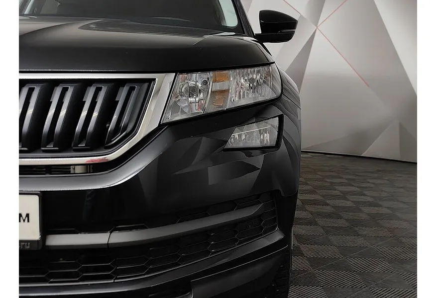 Skoda Kodiaq 2.0 TSI DSG 4X4 (180 л.с.) Черный в АВИЛОН. Слайд №10
