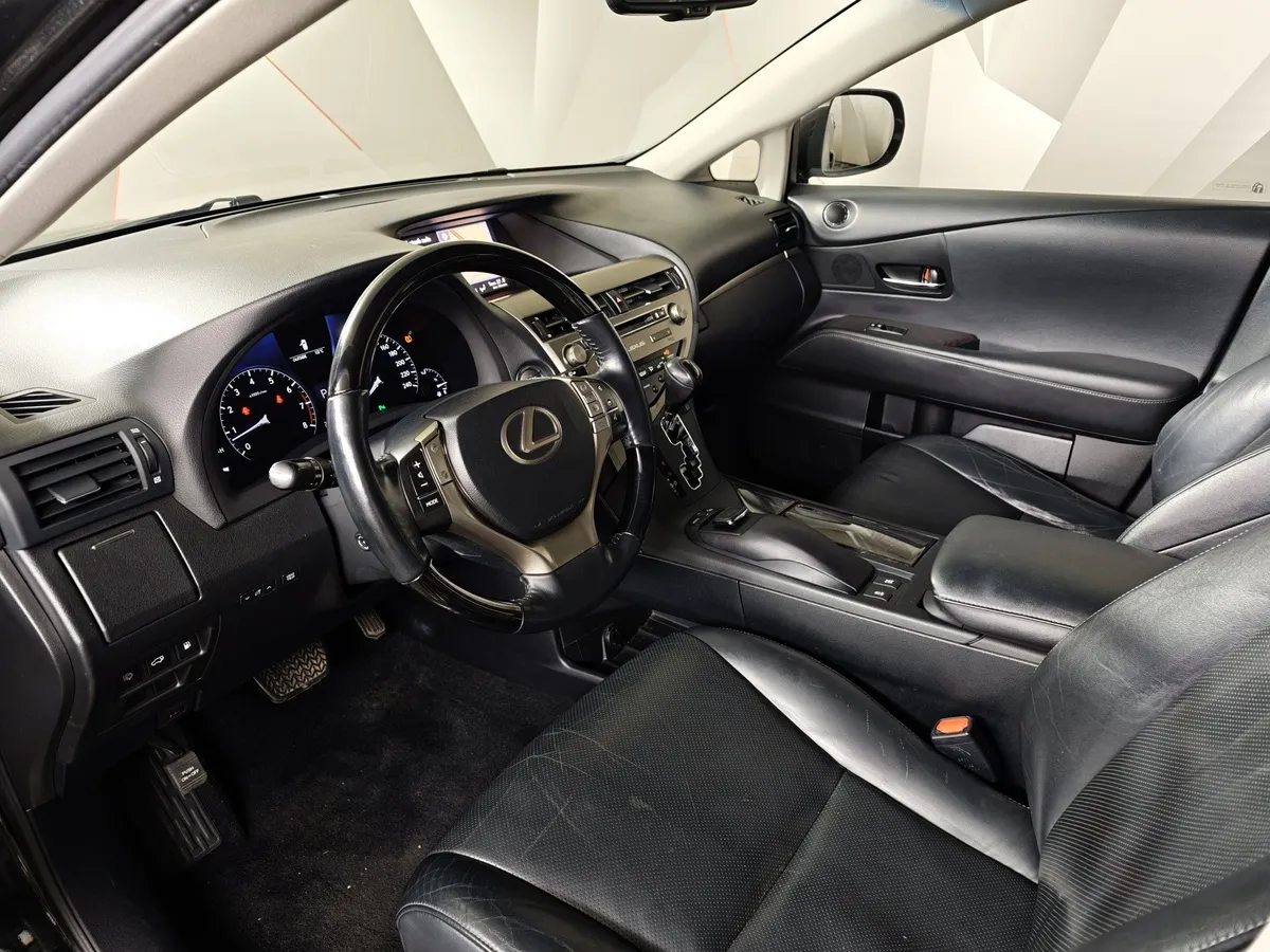 Lexus RX 350 AT AWD (277 л.с.) Черный в АВИЛОН. Слайд №19