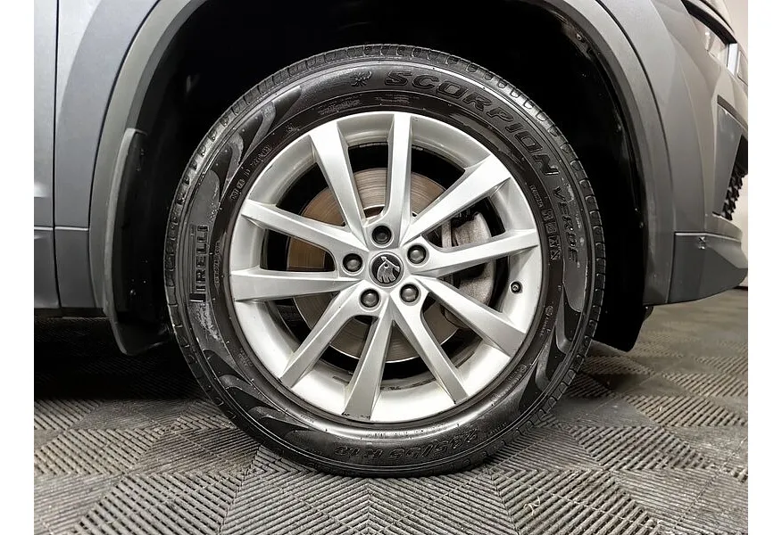 АВИЛОН - Skoda Kodiaq 2.0 TSI DSG 4X4 (180 л.с.) Серый - slide 17