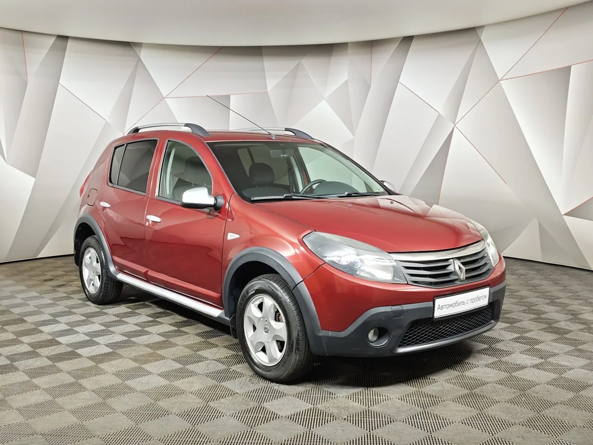 Renault Sandero 1.6 AT (103 л.с.) Stepway Красный в АВИЛОН. Слайд №3