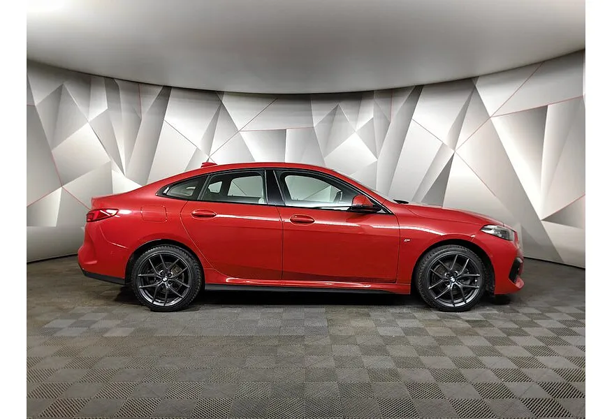 BMW 2 серия Gran Coupe 218i (140 л.с.) M Sport Pro Красный в АВИЛОН. Слайд №6