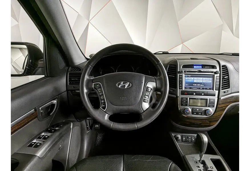 Hyundai Santa Fe 2.4 AT 4WD (174 л.с.) Красный в АВИЛОН. Слайд №20