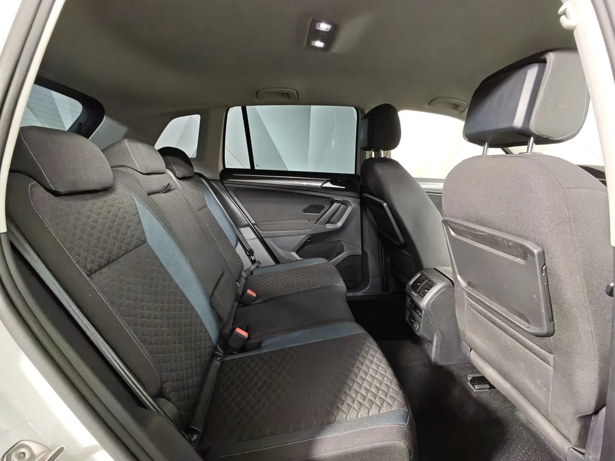 Volkswagen Tiguan 1.4 TSI BlueMotion DSG (150 л.с.) Highline Белый в АВИЛОН. Слайд №16