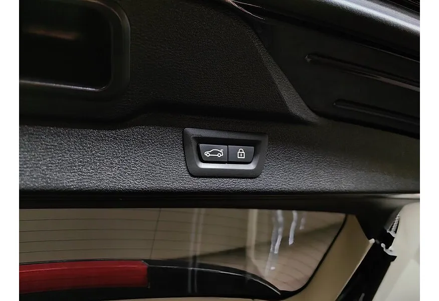 BMW X5 xDrive30d Steptronic (249 л.с.) Base (Локальная сборка) Синий в АВИЛОН. Слайд №16