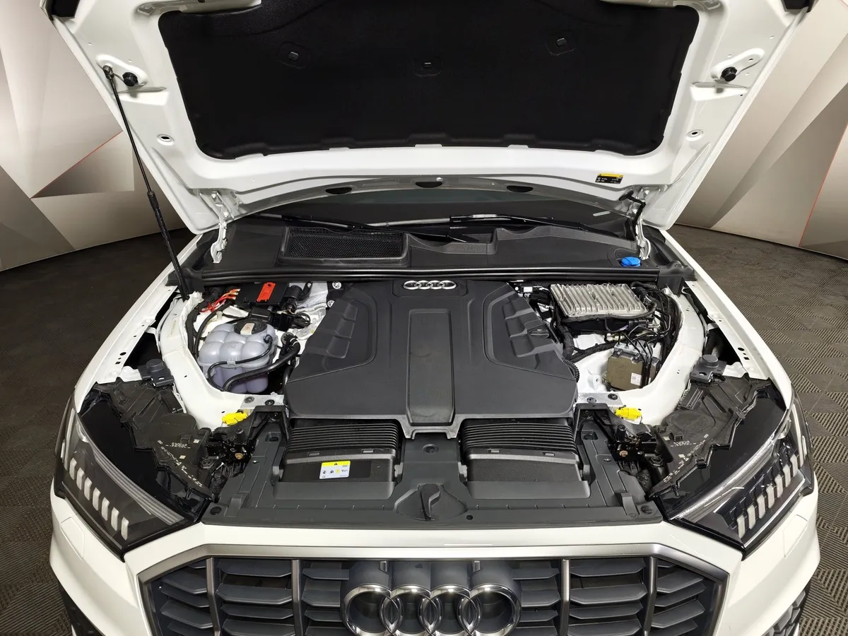 Audi Q7 3.0 TDI Tiptronic quattro (249 л.с.) Белый в АВИЛОН. Слайд №11