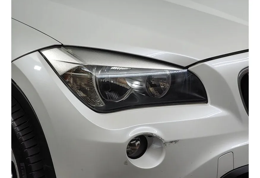 BMW X1 sDrive18i AT (150 л.с.) Белый в АВИЛОН. Слайд №8