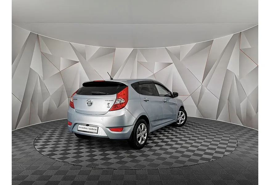 Hyundai Solaris 1.6 MT (123 л.с.) Active Голубой в АВИЛОН. Слайд №2