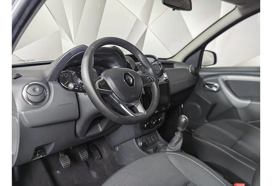 Renault Duster 2.0 MT 4x4 (143 л.с.) Белый в АВИЛОН. Слайд №18