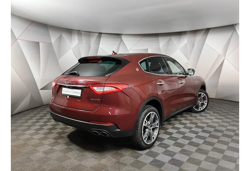 Maserati Levante Diesel 3.0 V6 AT (275 л.с.) Красный в АВИЛОН. Слайд №2