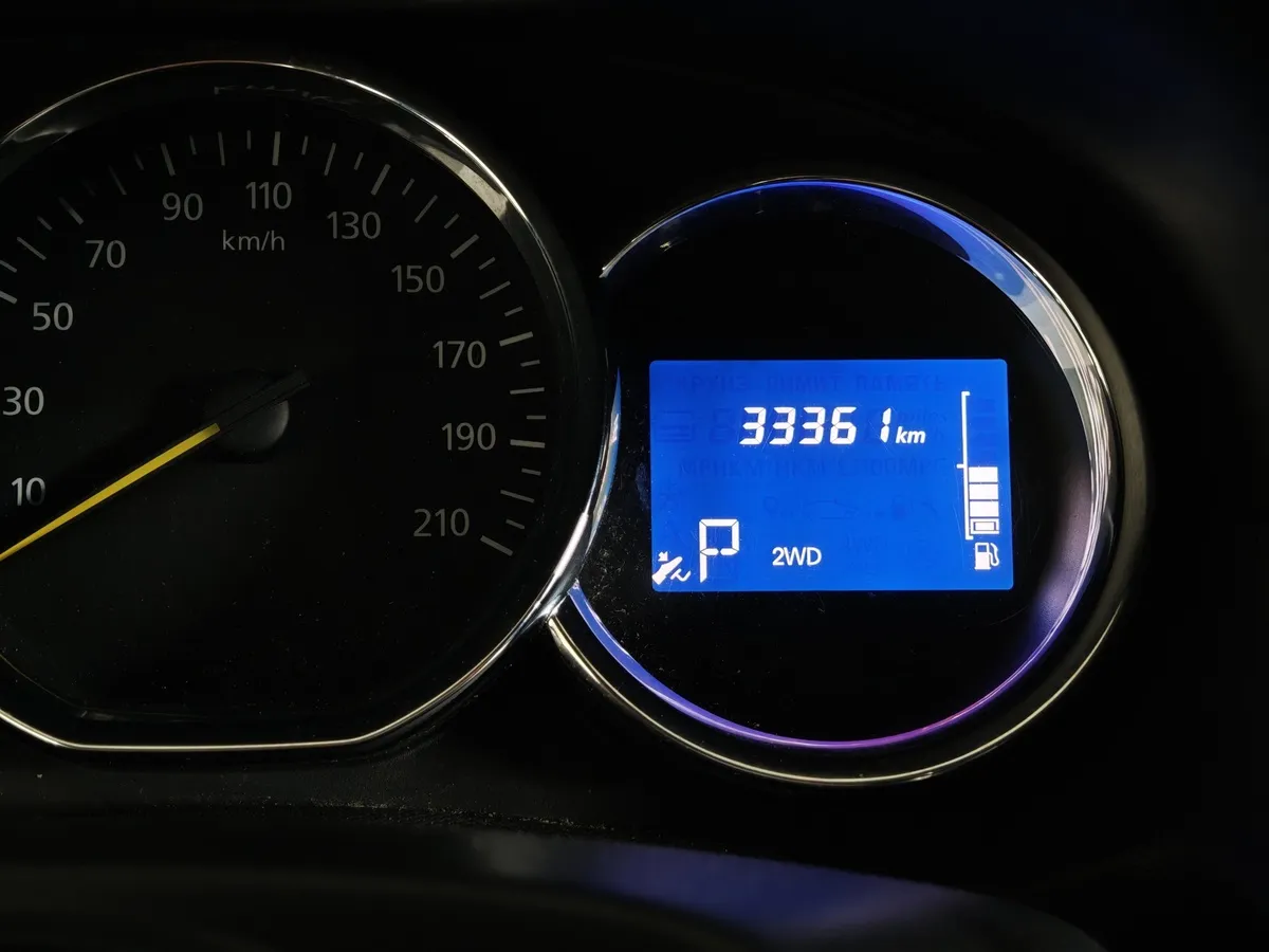 Renault Duster 2.0 AT 4x4 (143 л.с.) Черный в АВИЛОН. Слайд №18