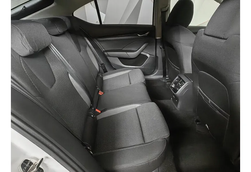 Skoda Octavia 1.4 AT FWD (150 л.с.) Style Plus Белый в АВИЛОН. Слайд №16