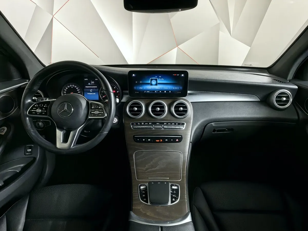Mercedes-Benz GLC 220 d 9G-TRONIC 4MATIC (194 л.с.) Premium Черный в АВИЛОН. Слайд №14
