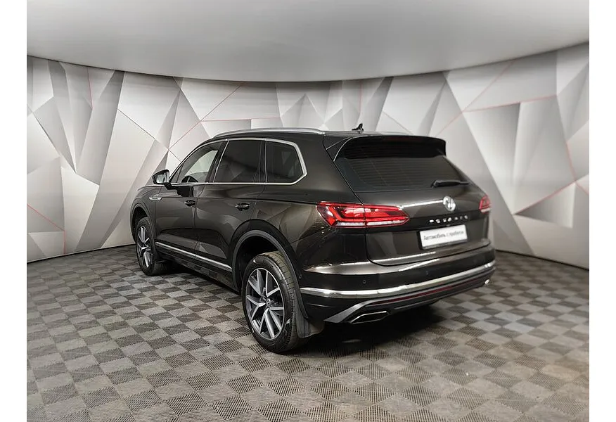 Volkswagen Touareg 2.0 TSI Tiptronic 4Motion (249 л.с.) Exclusive Коричневый в АВИЛОН. Слайд №4