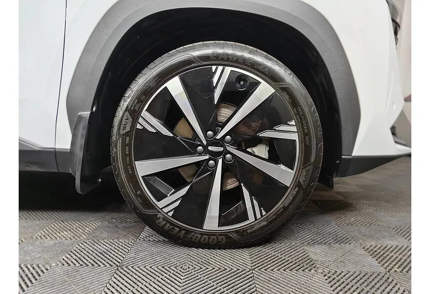 АВИЛОН - Geely Atlas 2.0T 7DCT 2WD (200 л.с.) Flagship Sport Белый - slide 20
