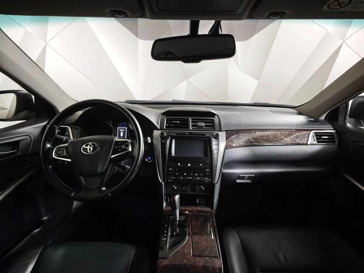 Toyota Camry 2.5 AT (181 л.с.) Серый в АВИЛОН. Слайд №13