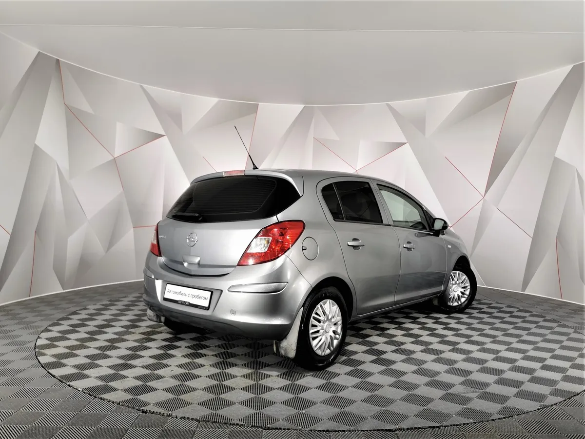 Opel Corsa 1.2 ecoFLEX Easytronic (85 л.с.) Серебристый в АВИЛОН. Слайд №2