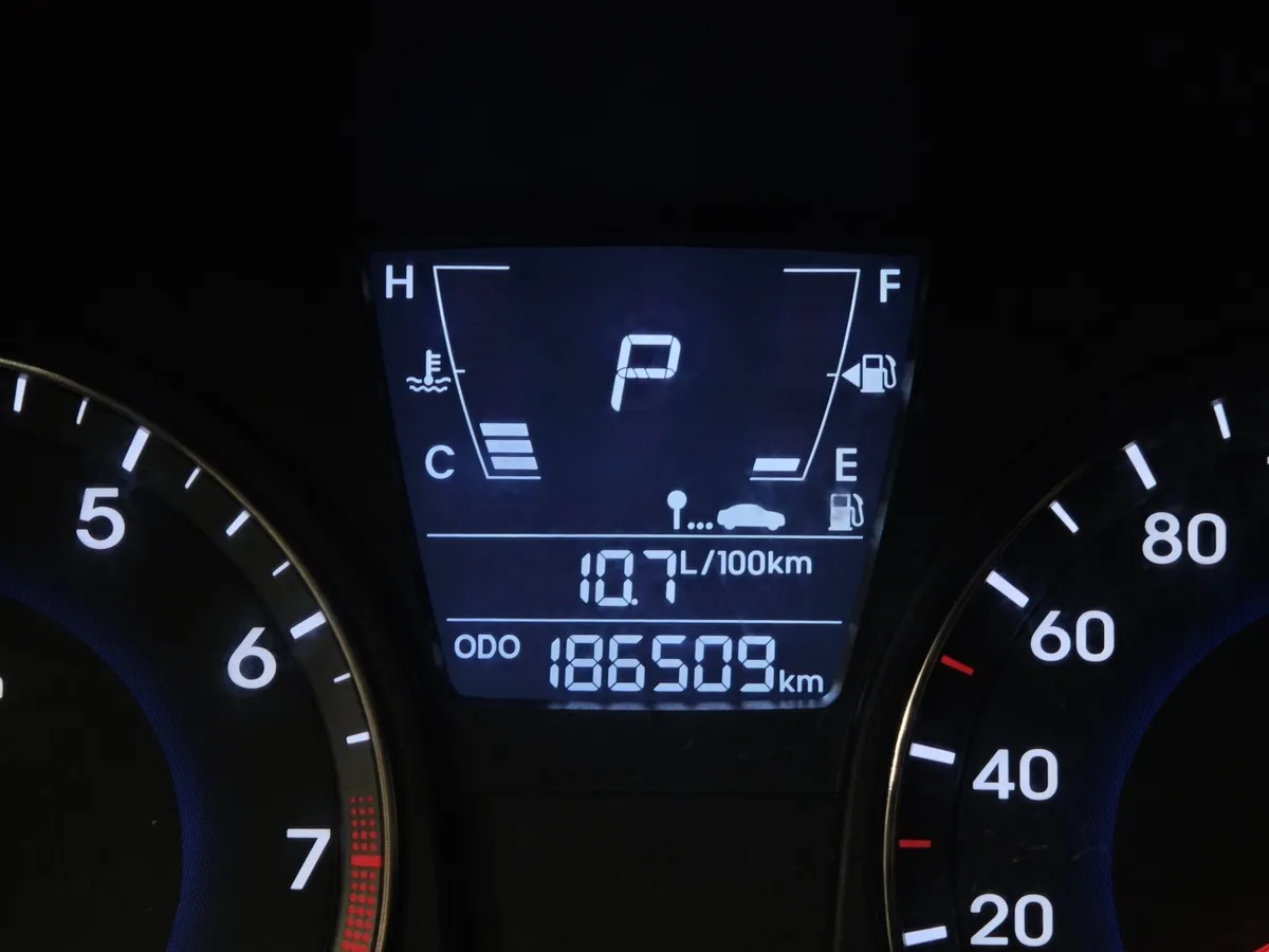 Hyundai Solaris 1.6 AT (123 л.с.) Optima Белый в АВИЛОН. Слайд №18