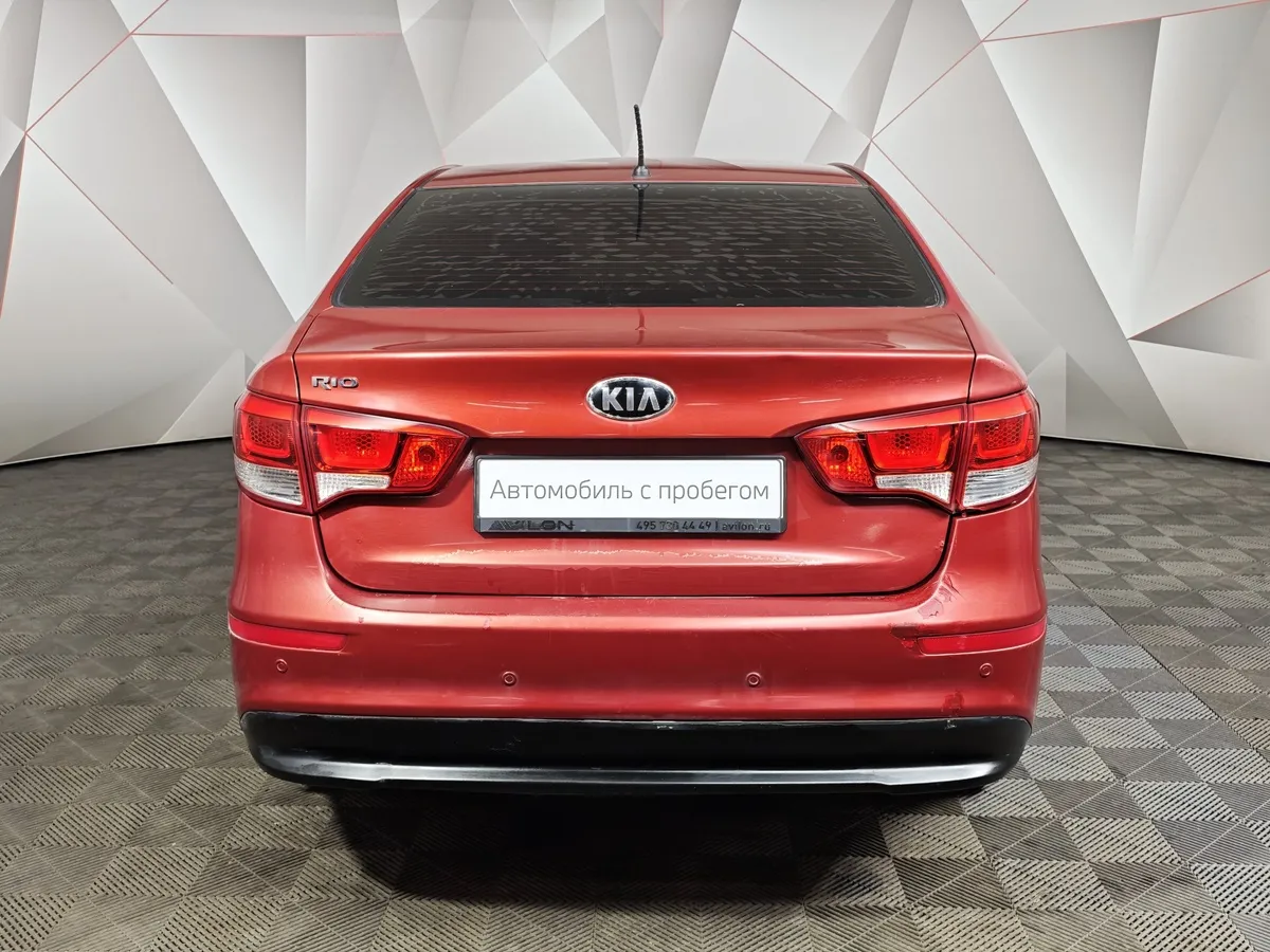 Kia Rio 1.6 AT (123 л.с.) Красный в АВИЛОН. Слайд №8
