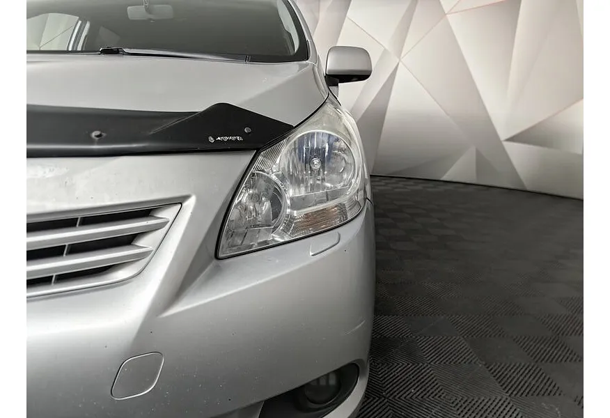 Toyota Verso 1.8 CVT (150 л.с.) Серебристый в АВИЛОН. Слайд №10