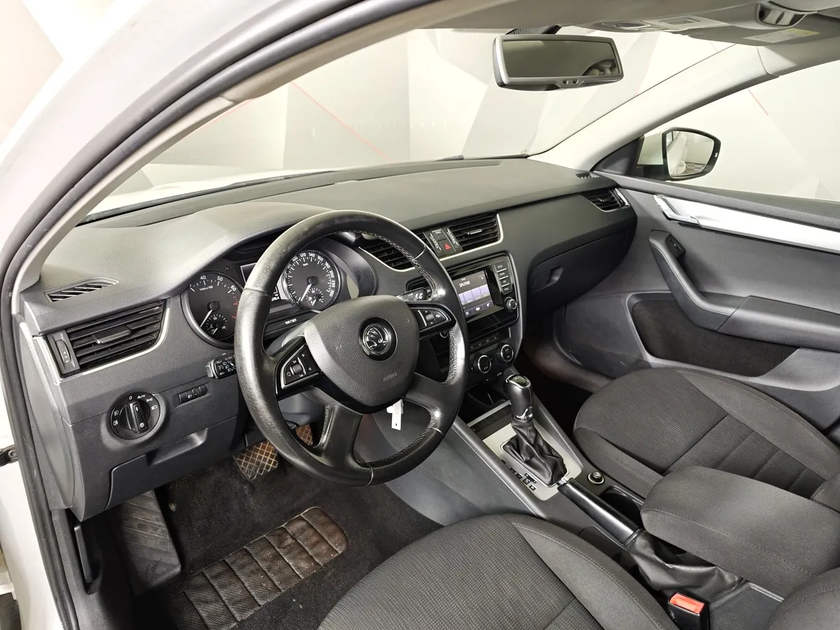 Skoda Octavia 1.8 TSI DSG (180 л.с.) Style Белый в АВИЛОН. Слайд №17