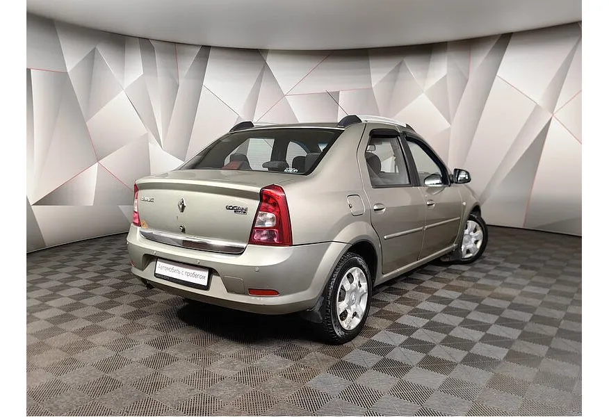 Renault Logan 1.6 MT (102 л.с.) Бежевый в АВИЛОН. Слайд №2