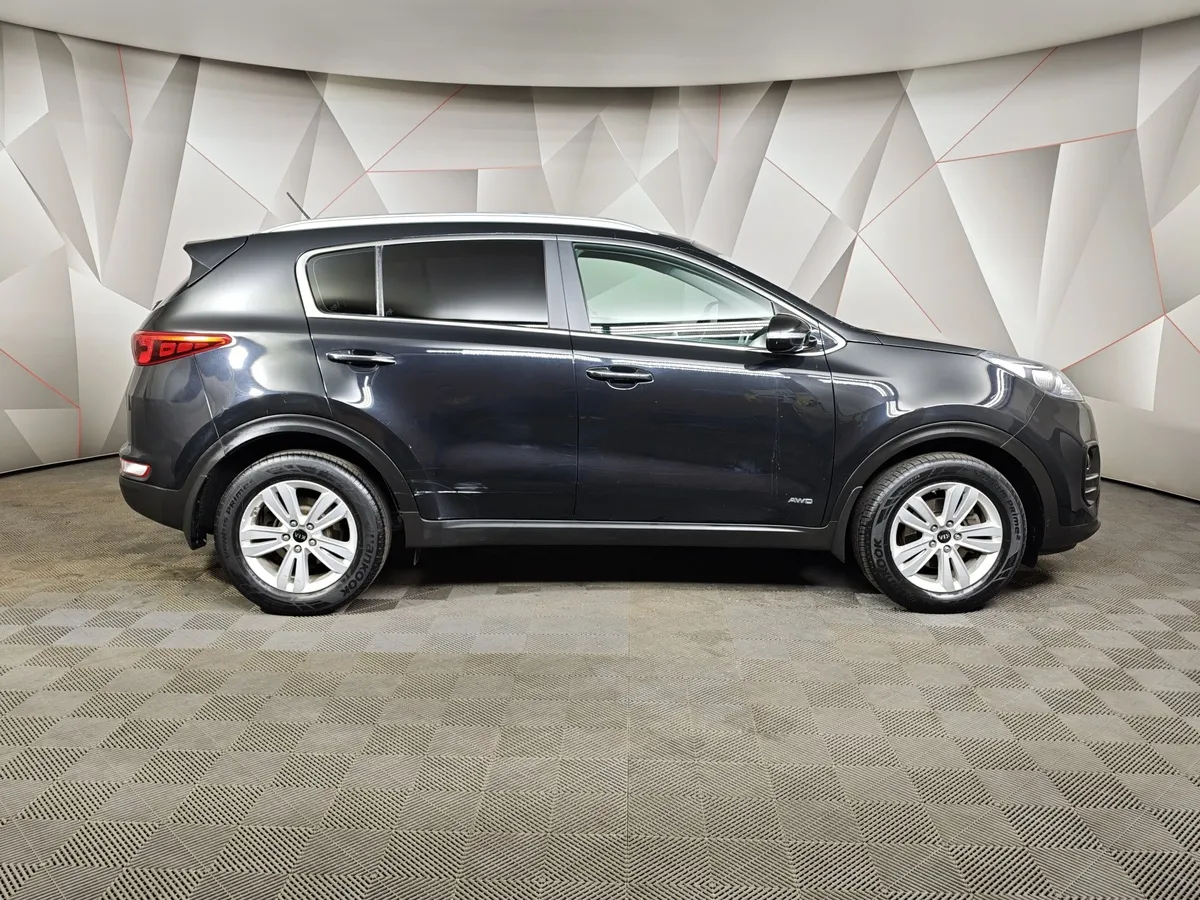 Kia Sportage 2.0 AT 4WD (150 л.с.) Comfort Черный в АВИЛОН. Слайд №6