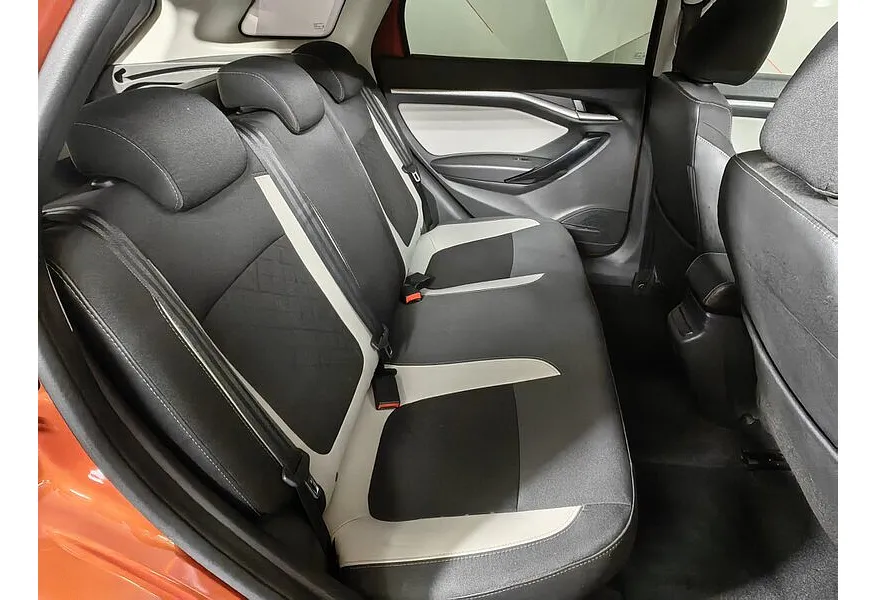 ВАЗ (Lada) Vesta 1.8 MT (122 л.с.) Оранжевый в АВИЛОН. Слайд №15