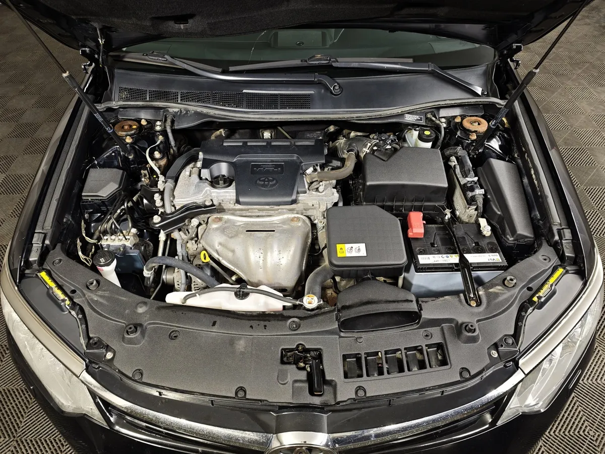 Toyota Camry 2.5 AT (181 л.с.) Черный в АВИЛОН. Слайд №11