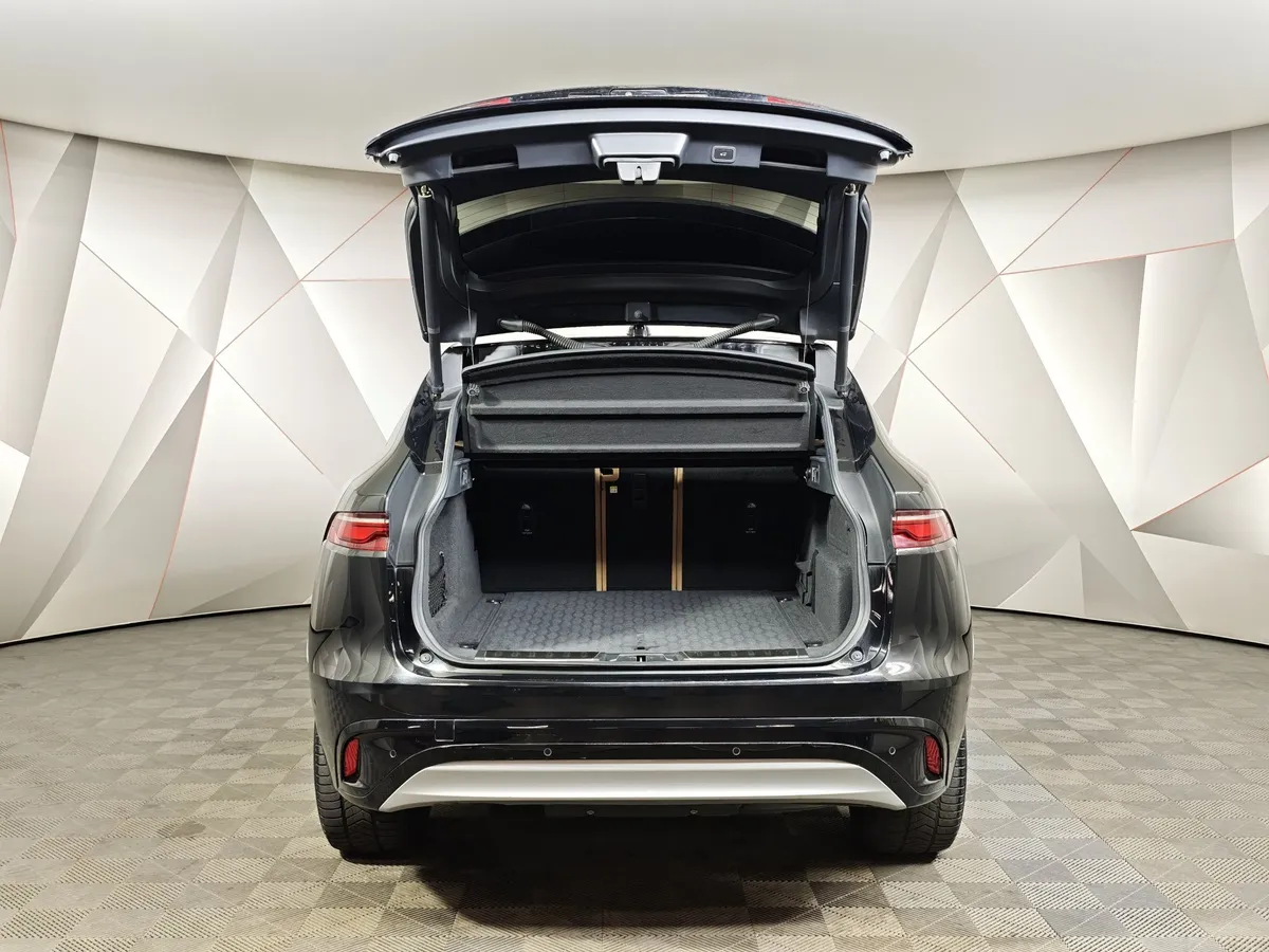 Jaguar F-Pace 2.0 TD AT AWD (199 л.с.) S Черный в АВИЛОН. Слайд №12