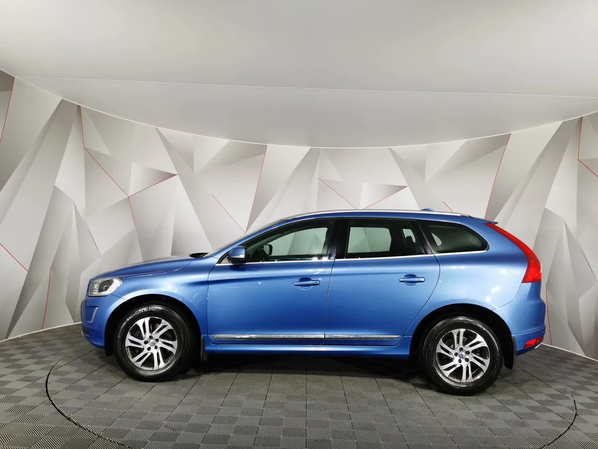 Volvo XC60 2.4 D4 Geartronic AWD (181 л.с.) Голубой в АВИЛОН. Слайд №5